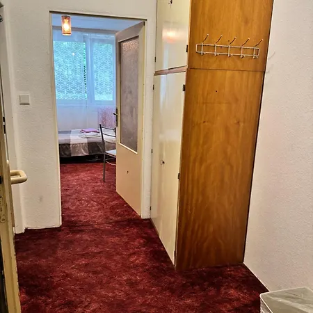 Luziny Apartment
